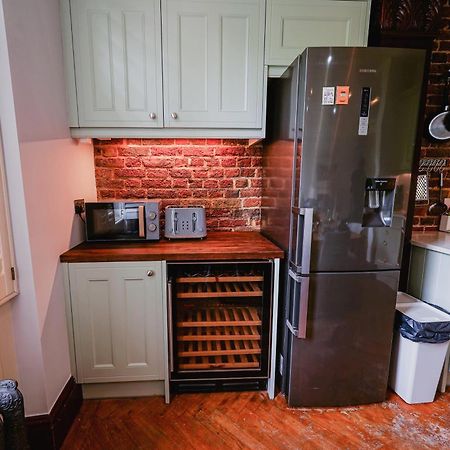 Classic Paddington 2-Bedroom Apartment London Kültér fotó